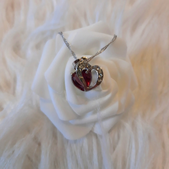 925 Silver Chain Heart & Crystal Pendant - Picture 6 of 10